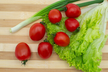 vegetables, tomatoes, garlic, herbs