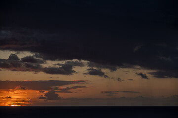 Sonnenaufgang vor der Küste von Saint Vincent