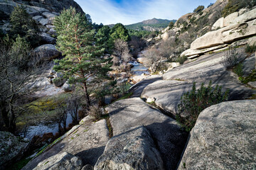 Camino junto al rio Manzanares