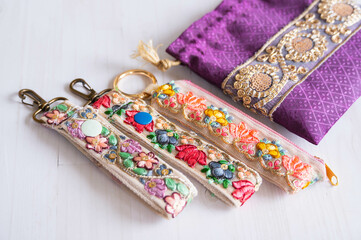 インド刺繍リボンの小物