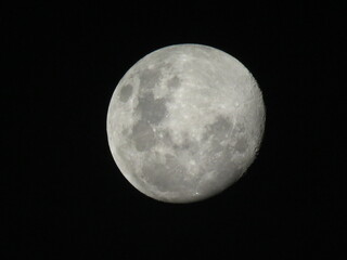 Obraz premium full moon over black