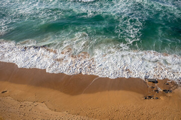 Obraz premium waves on the beach