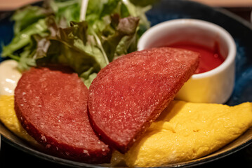 沖縄料理　ポーク玉子