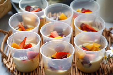 Jelly custard pudding with fresh fruits.