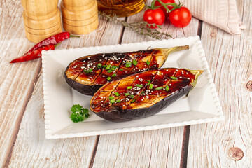Baked eggplant with teriyaki sause