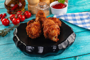 Crispy fried chicken drumsticks leg