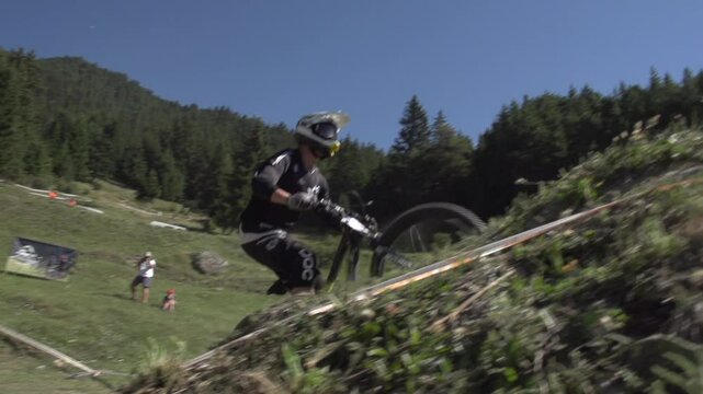 VTT descente DH