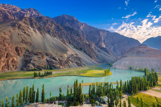 Phander Valley is located in District Ghizer of Gilgit-Baltistan, Pakistan at 1,454ft above sea level.