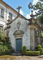 Obraz premium Entrance gate of a traditional villa with park in Paco de Sousa - Portugal