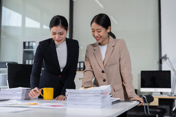 Business concept, Business man and business woman working and meeting with chart at office.