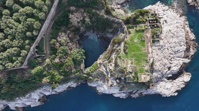 Bagni della Regina Giovanna Sorrento. Characteristic natural pool of the Sorrento coast with ruins from the Roman era