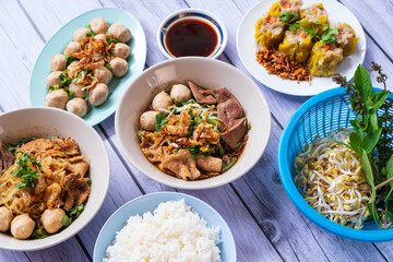 spicy thai pork noodle, boat Noodle, 