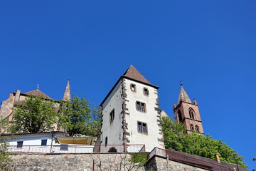Fototapeta premium Münster und Hagenbachtor in Breisach am Rhein