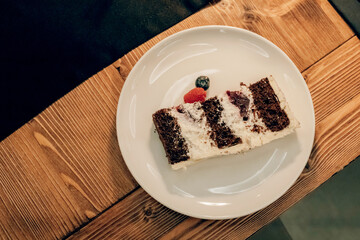 Vegan birthday cake served at party – dairy-free, egg-free dessert perfect for plant-based diets and special occasions