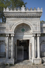 Naklejka premium Pertevniyal Valide Sultan Mosque in Istanbul, Turkiye