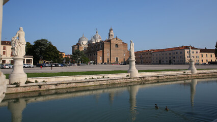 Abad&iacute;a de Santa Justina, Plaza della Valle, Padua, Italia