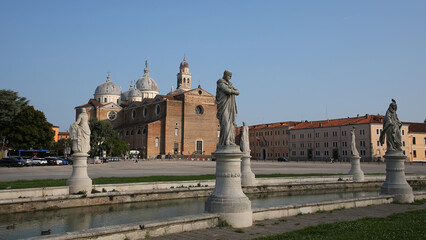 Abad&iacute;a de Santa Justina, Plaza della Valle, Padua, Italia