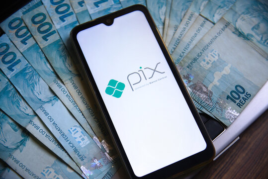 Pix app logo at smartphone screen. Brazilian instant payment.The payment method created by the Central Bank in which funds are transferred between accounts in seconds. Rio de Janeiro,Brazil-04.09.2025