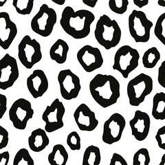 Black and White Leopard Line Art Seamless Pattern