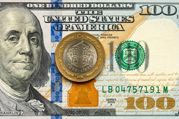 Over $ 100 Turkish Currency Macro Shot (1 TL coin)
