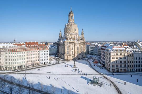 Frauenkirche at Neumarkt Square in winter, Dresden, Saxony, Germany