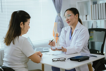 Fototapeta premium Doctors provide medical care, therapy and support to patients in clinics, providing advice, discussing health problems and assisting with physical therapy.