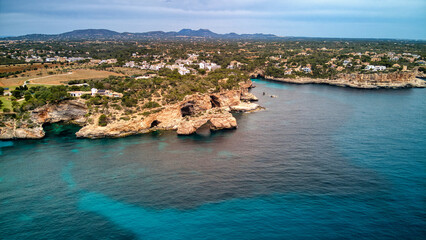 Fototapeta premium ARCO ES PONTÀS Y CALA LLOMBARDS, Mallorca