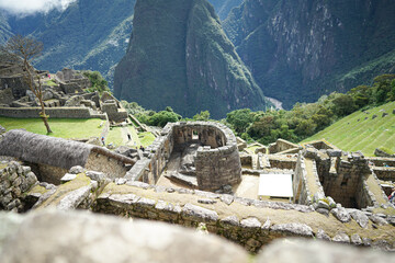ペルーの青空の天空の遺跡、マチュピチュ遺跡