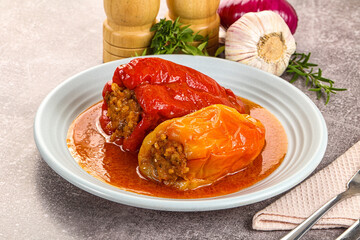 Stuffed bell pepper with meat