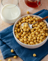 breakfast cereal with milk and honey