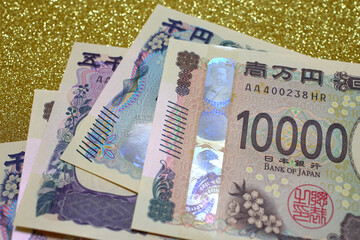 一万円札　千円札　五千円札