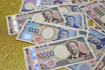 一万円札　千円札　五千円札