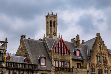 Obraz premium Le Beffroi de Bruges vu depuis la place du Bourg