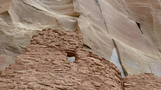 Cliff dwelling at Palatki Ruins, Coconino National Forest, Arizona, USA
