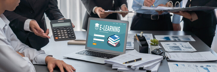 E-learning website with brisk sofware for student to study online on the internet network