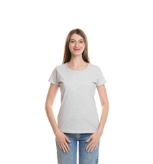 Obraz premium Woman wearing blank t-shirt on white background. Mockup for design
