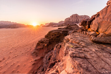 Obraz premium Sunset in Wadi Rum desert, Jordan