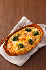エビとブロッコリーのマカロニグラタン　Creamy Macaroni Gratin with Shrimp and Broccoli