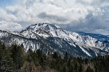 岐阜県高山市の穂高連峰