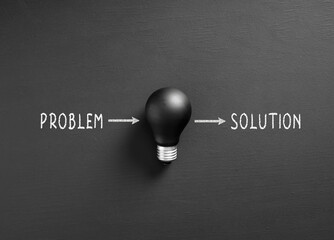Light bulb connecting problem and solution on blackboard