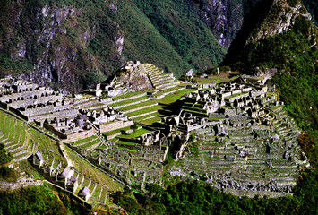 Vista da cidade Inca de Machu-Pichu. Perú.
