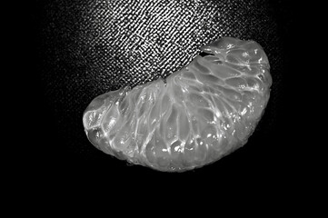 皮を剥いたオレンジ01