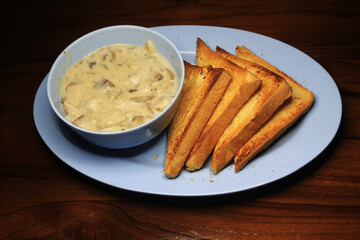 the breakfast set, toast and cream soup