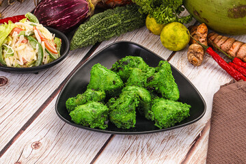 Indian green chicken mint tikka