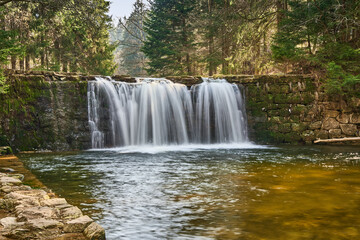 Wodospad Kwisy na rzece Kwisa, Karkonosze, Polska © Zbigniew