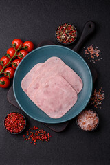 Eating ham and pork slices for the holiday table