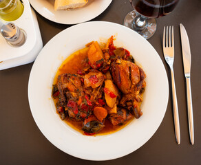 Delicious fried chicken served with potatoes and vegetables on platter