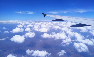 wing of airplane