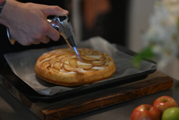 The sweet and delicious apple pie melts in your mouth.