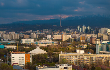 Obraz premium View from a quadcopter on the central part of the Kazakh city of Almaty in the early spring 